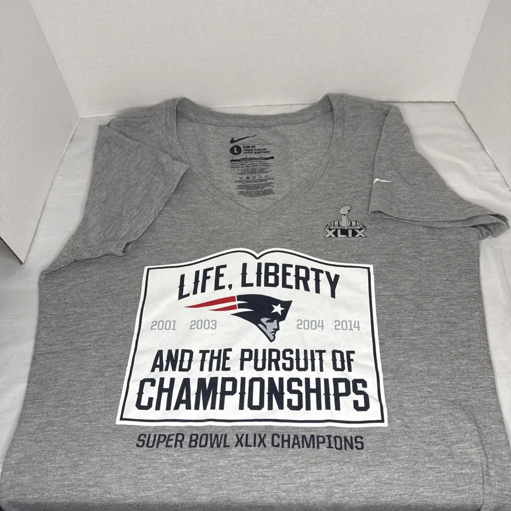 New‎ England Patriots Nike Super Bowl XLIX Champions T-shirt Women's Large Grey